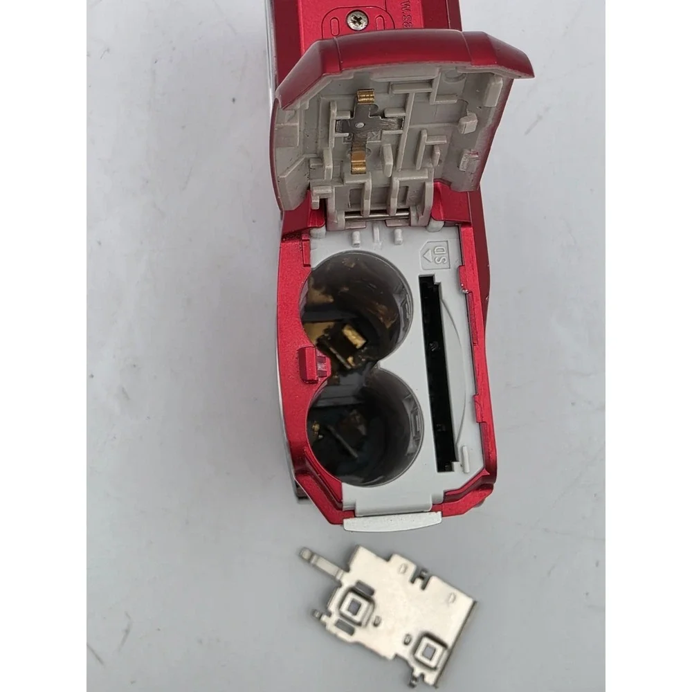 Samsung S760 Digital Camera 7.2MP 5x Digital Zoom 3x Optical Zoom Red PARTS ONLY